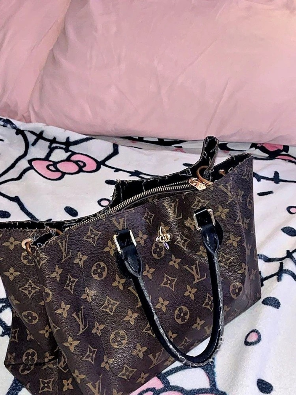 Louis Vuitton V Tote MM Monogram Tote in Brown & Black